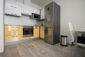 Pronájem pěkného bytu 2+kk s terasou a parkovacím stáním, 57 m2, Jírovcova ul. České Budějovice, cena 13500 CZK / objekt / měsíc, nabízí Realvize - realitní kancelář
