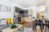 Prodej, apartmán 3+kk, 70m2 + 6m2 balkon A + 5m2 balkon B + 3m2 sklep - Lipno nad Vltavou, cena 9490000 CZK / objekt, nabízí