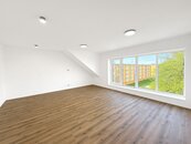 Moderní byt 3+kk s balkonem, parkovacím stáním a zahradou, lokalita České Budějovice, K. Lávičky, cena 8100000 CZK / objekt, nabízí Reality V+V
