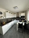Pronájem zrekonstruovaného zařízeného bytu 3+1, Lipenská ulice, cena 21000 CZK / objekt / měsíc, nabízí
