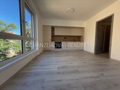 Pronájem novostavby bytu 3+kk s lodžií, byt číslo B.19, residence Hálkova, ČB, cena 18000 CZK / objekt / měsíc, nabízí HANZLÍKOVÁ REALITY s.r.o.