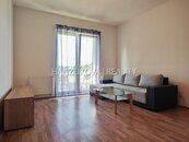 Pronájem zařízeného bytu 2+kk (č.14) s balkonem, U Lesa 3.etapa, ČB, cena 15300 CZK / objekt / měsíc, nabízí HANZLÍKOVÁ REALITY s.r.o.