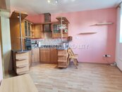 Pronájem malého částečně zařízeného bytu 2+kk, ul. Rudolfovská, cena 11500 CZK / objekt / měsíc, nabízí 