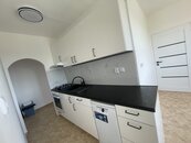 Pronájem bytu 3+1 s balkonem, Budivojova ul., ČB, cena 17500 CZK / objekt / měsíc, nabízí HANZLÍKOVÁ REALITY s.r.o.