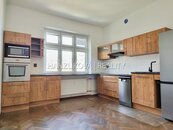 Pronájem zrekonstruovaného bytu 2+kk (č.4), Nádražní ulice, cena 11000 CZK / objekt / měsíc, nabízí 
