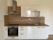 Pronájem novostavby bytu s terasou a parkovacím stáním, Bytový dům Suché Vrbné, cena 14500 CZK / objekt / měsíc, nabízí HANZLÍKOVÁ REALITY s.r.o.