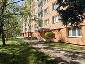 Pronájem bytu 2+1 68m2 na Pražské tř., cena 14000 CZK / objekt / měsíc, nabízí Krigarová Reality