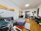 Pronájem útulného a prostorného bytu 2+1 v ulici Pražská tř., České Budějovice, cena 14500 CZK / objekt / měsíc, nabízí Kontakt servis CZ s.r.o.