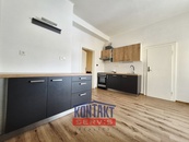 Pronájem zděného bytu 2+1 s terasou, ulice Otakarova - České Budějovice 3, cena 14500 CZK / objekt / měsíc, nabízí 