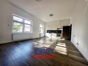 Pronájem prostorného bytu 1+kk v ulici Pražská tř., České Budějovice, cena 11000 CZK / objekt / měsíc, nabízí 