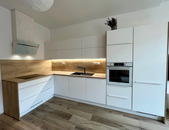 Pronájem bytu 2+kk, Skuherského, České Budějovice 3, 14000 Kč/měs, 44 m2, cena 14000 CZK / objekt / měsíc, nabízí 